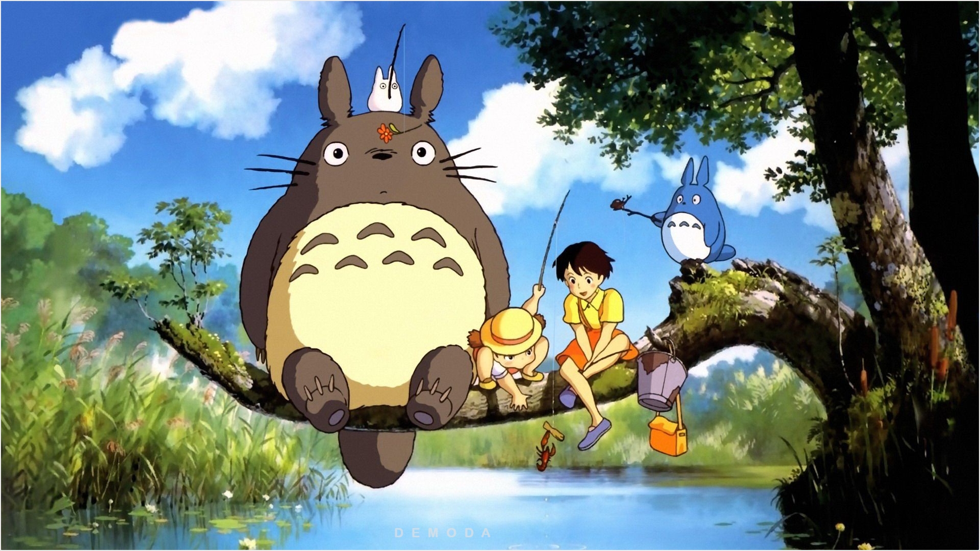 Totoro: Hãy cùng thưởng thức hình ảnh Totoro - một loài vật huyền thoại đầy đáng yêu và tuyệt vời này! Với tấm ảnh này, bạn sẽ được chiêm ngưỡng Totoro trong toàn vẹn với bầu trời trong xanh và cỏ cây mướt mát. Hãy cùng khám phá và vui chơi với Totoro nhé!